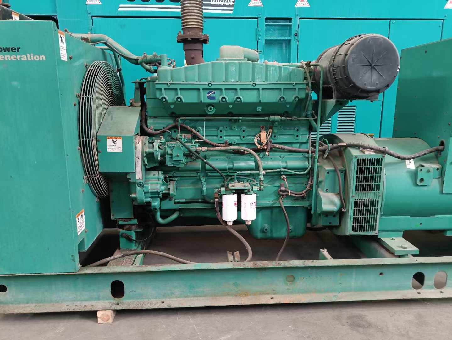 乌当过载会对 600kW 柴油发电机组造成哪些损害？