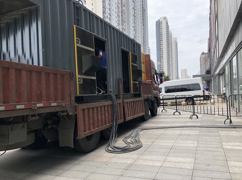 乌当冷却液不足的情况下如何检查柴油发电机组？