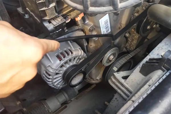 乌当转速传感器的工作原理是什么？